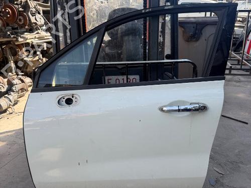 Used Left front door Left front door FIAT 500X (334_) 1.6 (334AXE1A) (110 hp) 40023158 40023158