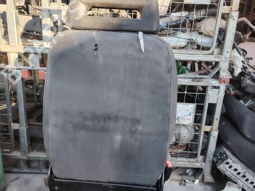 Left front seat IVECO DAILY IV Van | BP33273069C15 - Image 3