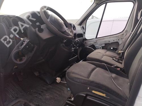 Fuse box RENAULT MASTER III Van (FV) 2.3 dCi 130 RWD (FV01, FV10, FV11, FV12) | BP22336205E1