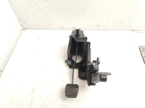Pedale Pedale RENAULT MASTER III Van (FV) 2.3 dCi 100 RWD (FV0B, FV0H, FV0K) (101 hp) 37034767 37034767