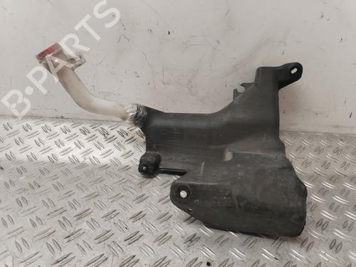 Used Windscreen washer tank OPEL INSIGNIA B Sports Tourer (Z18) [2017-2026]  32843892