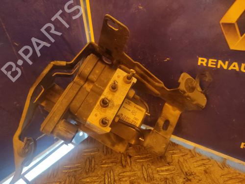 Used ABS pump FIAT DOBLO Cargo (263_) 1.6 D Multijet (263WXD1B, 263WXR1B, 263WXX1B, 263ZXD1B,... (105 hp) 17507707