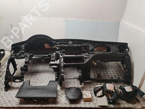 Used Airbag Kit TOYOTA AURIS (_E18_) 1.8 Hybrid (ZWE186_, ZWE186R) (136 hp) 30946710