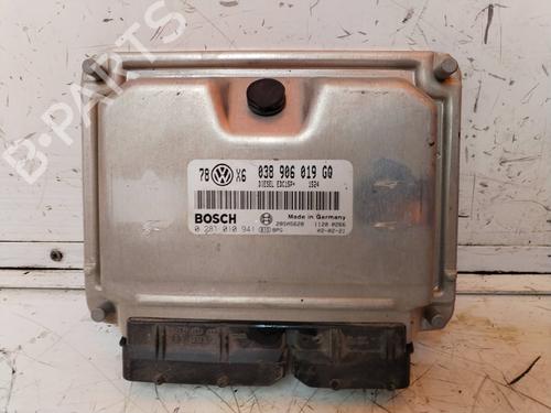 Used Engine control unit (ECU) VW PASSAT B5.5 (3B3) 1.9 TDI 4motion (130 hp) 17859332