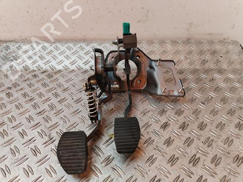 Used Break pedal PEUGEOT PARTNER Box Body/MPV 1.6 HDi / BlueHDi 75 (75 hp) 30943102