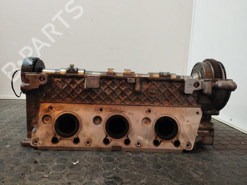 Used Cylinder head Cylinder head 17501104 17501104