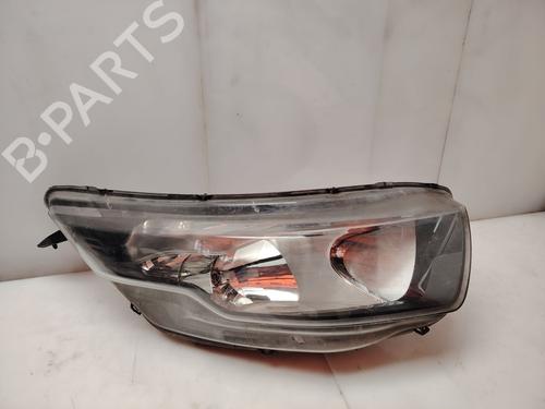Używane Lampa przednia prawa Lampa przednia prawa IVECO DAILY VI Platform/Chassis [2014-2026] 37449121 37449121