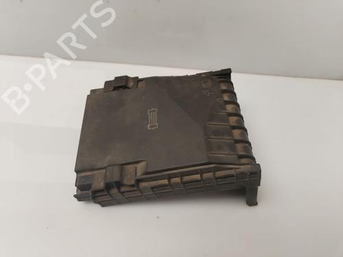 Sikringsdose AUDI A3 (8P1) 2.0 TDI 16V (140 hp) 30946246