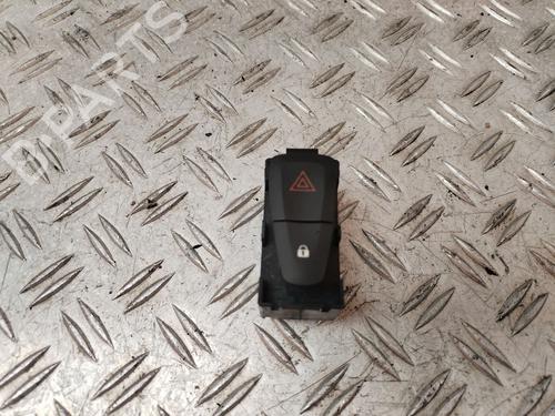 Alarmlicht Schakelaar RENAULT MEGANE III Hatchback (BZ0/1_, B3_) 1.5 dCi (BZ09, BZ0D, BZ1W, BZ29, BZ14) (110 hp) 30945256