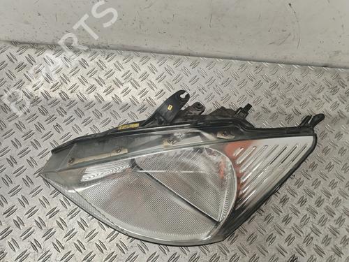 Left headlight FORD FOCUS I Turnier (DNW) | BP30943371C28
