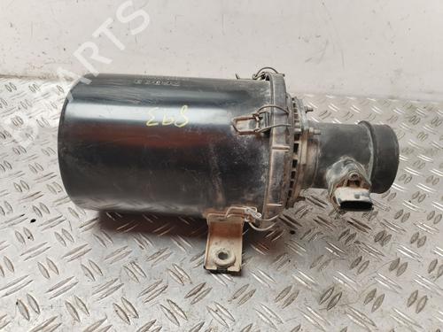 Used Air filter box NISSAN TERRANO II (R20) 2.7 TDi 4WD (125 hp) 30943437