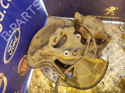 Used Left front steering knuckle MERCEDES-BENZ C-CLASS (W204) C 220 CDI (204.002) (170 hp) 17509172
