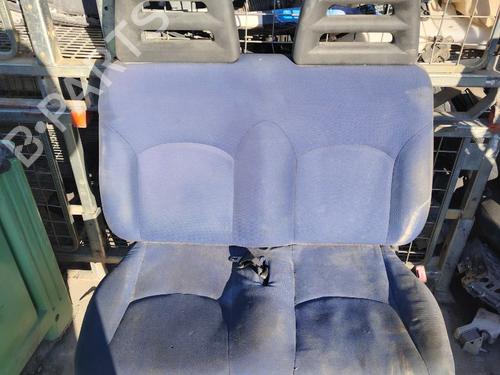 Used Right front seat Right front seat IVECO DAILY V Platform/Chassis 26L11, 29L11, 29S11, 35C11D, 35S11, 40C11 (106 hp) 33273071 33273071
