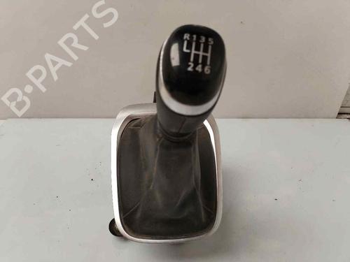 Palanca de cambios RENAULT MEGANE IV Hatchback (B9A/M/N_) [2015-2025]  18905180