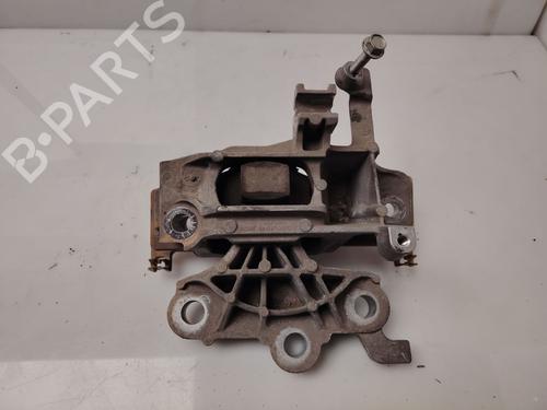 Motorophæng OPEL ASTRA K Sports Tourer (B16) [2015-2022]  31584900