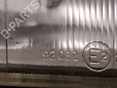 Right headlight MERCEDES-BENZ C-CLASS (W202) C 180 (202.018) | BP32163202C29