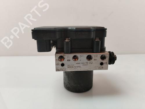 Used ABS pump MERCEDES-BENZ SPRINTER 3,5-t Van (B907, B910) [2018-2025]  30947252