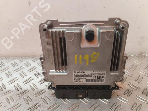 Used Engine control unit (ECU) CITROËN BERLINGO (ER_, EC_) [2018-2025]  30943106