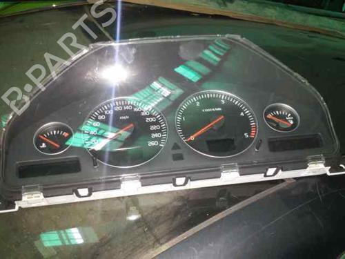 Used Instrument cluster VOLVO S60 I (384) 2.4 D (126 hp) 17840495