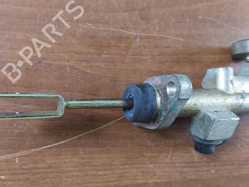 Clutch slave cylinder LAND ROVER DISCOVERY II (L318) 2.5 Td5 4x4 | BP24059381M113 
