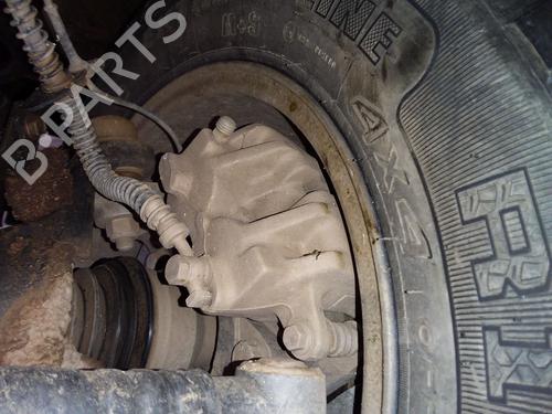 Used Right front brake caliper Right front brake caliper LAND ROVER DISCOVERY II (L318) 2.5 Td5 4x4 (139 hp) 34613181 34613181