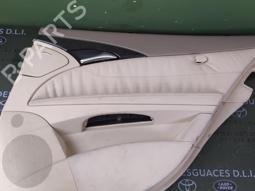 Guarnecido puerta trasera derecha MERCEDES-BENZ E-CLASS (W211) E 270 CDI (211.016) (177 hp) 17855015