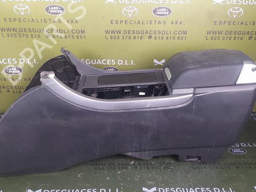 Used Armrest / Center console LAND ROVER RANGE ROVER SPORT I (L320) 3.6 D 4x4 (272 hp) 17852331
