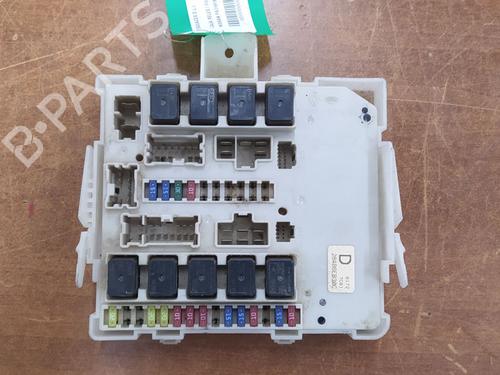 Used Fuse box Fuse box 37155035 37155035