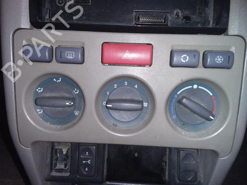 Commande Chauffage LAND ROVER FREELANDER I (L314) [1998-2006]  27498291
