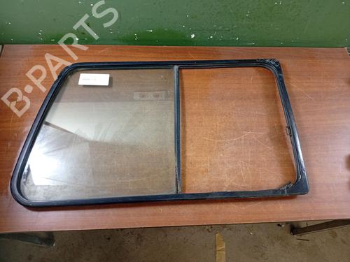 Panel rute bak høyre MITSUBISHI GALLOPER (JK-01) 2.5 TD intercooler (99 hp) 30830740