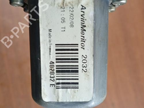 Right front window motor NISSAN QASHQAI I (J10, NJ10) 2.0 dCi | BP30144911E20