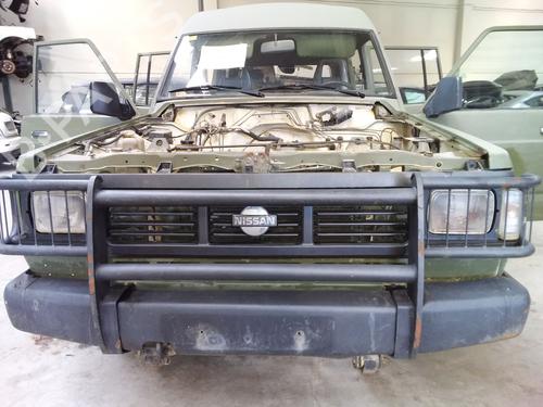 Grill NISSAN PATROL III/1 Station Wagon (W160) [1979-1989]  31830865