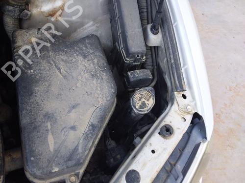 windscreen-washer-tank-lexus-is-i-_e1_-1999-2000-2001-2002-2003-2004-2005-27614072 main image