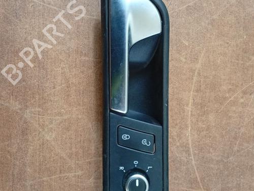 Used Front left interior door handle VW TOURAN (1T3) [2010-2016]  31752848