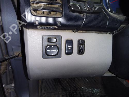 Speilbryter MITSUBISHI L200 / TRITON (KA_T, KB_T) [2004-2018]  31613472