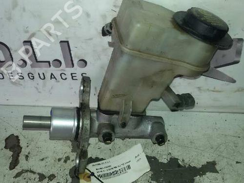 Used Brake master cylinder SAAB 9-3 (YS3F, E79, D79, D75) 2.2 TiD (125 hp) 17841867