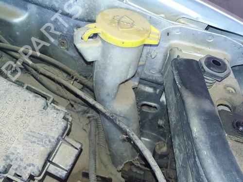 Used Windscreen washer tank JEEP GRAND CHEROKEE II (WJ, WG) 2.7 CRD 4x4 (163 hp) 30052436
