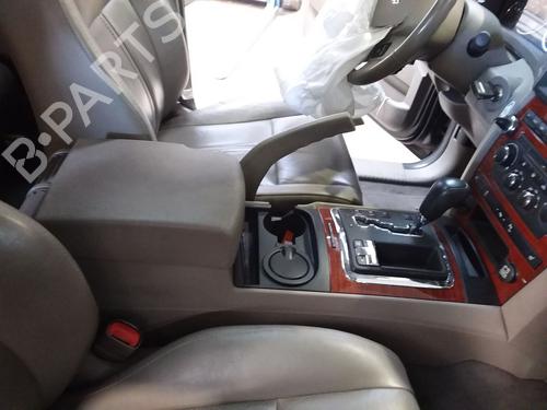 Used Armrest / Center console JEEP GRAND CHEROKEE III (WH, WK) 3.0 CRD 4x4 (218 hp) 30704320
