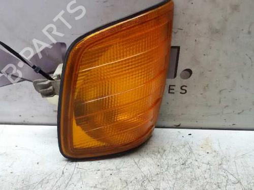 Left front indicator MERCEDES-BENZ 124 Saloon (W124) 300 D (124.130) (109 hp) 17845117