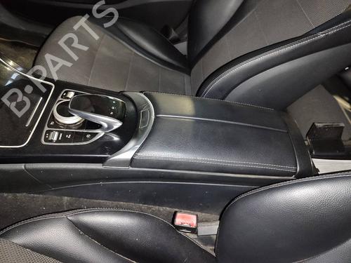 Used Armrest / Center console MERCEDES-BENZ C-CLASS (W205) C 220 BlueTEC / d (205.002, 205.004) (170 hp) 17854057