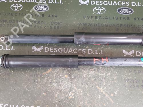 Used Right rear shock absorber TOYOTA YARIS (_P13_) 1.5 Hybrid (NHP130_) (101 hp) 17851718