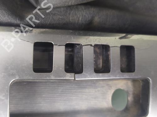 Armrest / Center console MITSUBISHI PAJERO IV (V8_W, V9_W) 3.2 DI-D (V88W, V98W) | BP17852457I20 