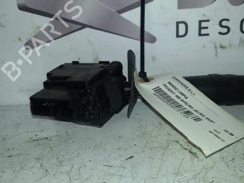 Used Steering column stalk PEUGEOT 406 (8B) 2.0 HDI 110 (109 hp) 17842184