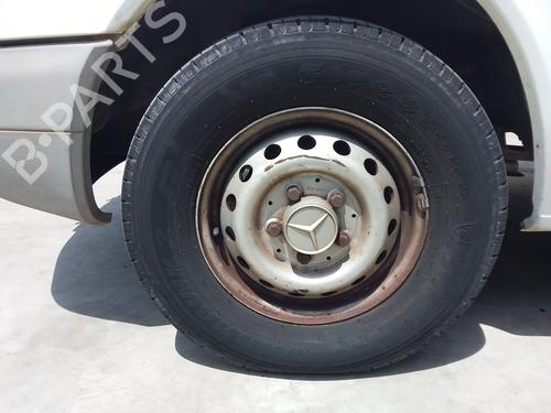 Used Wheel set Wheel set MERCEDES-BENZ SPRINTER 3-t Bus (B903) 313 CDI (903.671, 903.672, 903.673) (129 hp) 27878366 27878366
