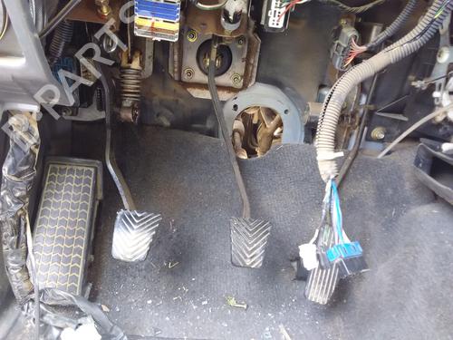 bremsepedal MITSUBISHI GALLOPER (JK-01) 2.5 TD intercooler (99 hp) 25710240