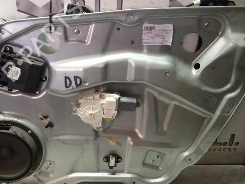 Elevalunas delantero derecho MERCEDES-BENZ M-CLASS (W164) ML 280 CDI 4-matic (164.120) (190 hp) 17842430