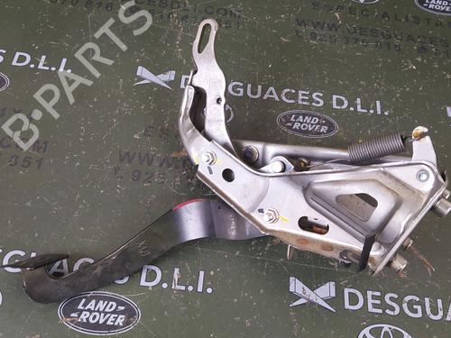 Clutch pedal TOYOTA LAND CRUISER PRADO (_J15_) 3.0 D-4D (KDJ150_, KDJ150, KDJ155) (173 hp) 17854796