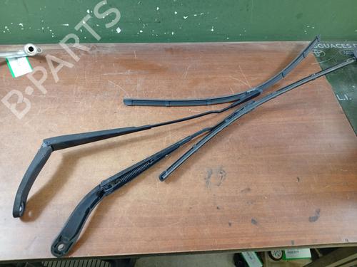 front-windshield-wiper-arm-ford-c-max-ii-dxacb7-dxaceu-2010-2011-2012-2013-2014-2015-2016-2017-2018-2019-32420619 main image