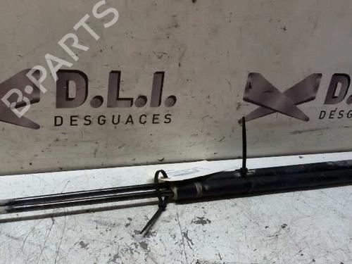 Used Tailgate lift support OPEL ZAFIRA A MPV (T98) 2.0 DTI 16V (F75) (101 hp) 17845254