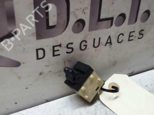 Used Right front window switch JEEP CHEROKEE (KJ) 2.5 CRD 4x4 (143 hp) 18465741